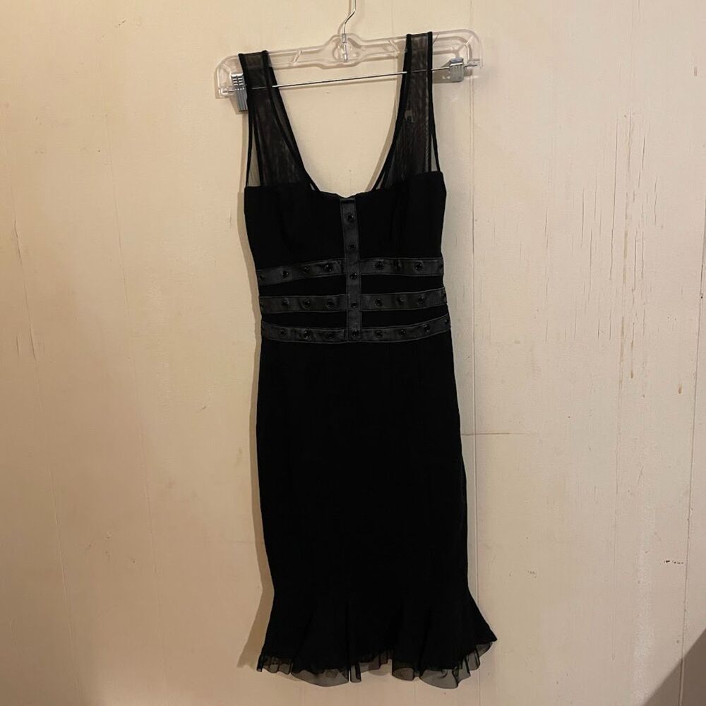 Vintage y2k BEBE BODYCON Faux Strap Grommet Flippy Hem DRESS sz 0 Flaw